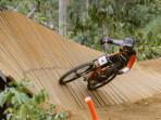 Persiapan Downhillers Jelang Final Series 76 Indonesian Downhill 2025 di Klemuk Bike Park Kota Batu