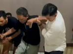 residivis-ditangkap-Polres-Mojokerto-di-Jimbaran-Kuta-Selatan-Bali-usai-mencuri-emas-dan-uang.jpg