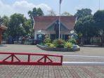 rumah-keluarga-bung-karno-istana-gebang-di-kota-blitar.jpg