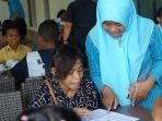 status-facebook-guru-makan-gaji-buta-viral-ditulis-pasutri-yang-iri-akhirnya-minta-maaf.jpg