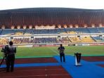suasana-stadion-gelora-bandung-lautan-api-gbla-di-kota-bandung_20170411_100422.jpg