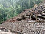 Jalur di Lokasi Longsor Cangar-Pacet Tahura Raden Soerjo Dibuka Terbatas, Perhatikan Waktunya
