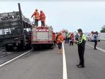 Truk Pengangkut Motor Terbakar Di Jalan Tol Trans Jawa Nganjuk, Tak Ada Korban Tapi 39 Motor Hangus