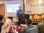 wali-kota-kediri-abdullah-abu-bakar-membuka-kegiatan-pembinaan-penanaman-modal.jpg