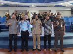 wawali-malang-sofyan-edi-jarwoko-tengah-saat-foto-bersama.jpg