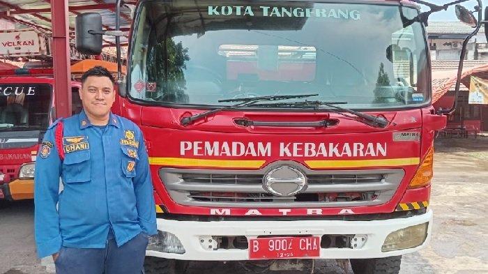 Kisah Dhani Damkar Kota Tangerang, Pernah Terhantam Tong Thinner saat Padamkan Kebakaran Pabrik