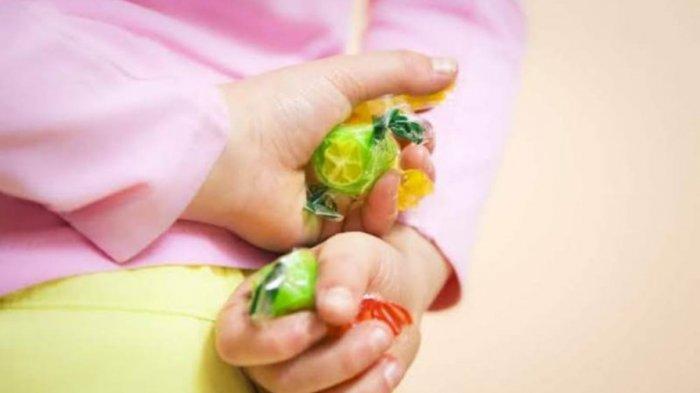 Pilu Seorang Perempuan Curi Telur Demi Buat Makan 3 Anaknya Hingga Bhabinkamtibmas Lakukan Hal Ini