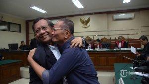 Dahlan-Iskan-dan-Mahfud-MD.jpg