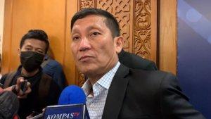 Ferry-Paulus-resmi-ditunjuk-menjadi-Direktur-Utama-PT-Liga-Indonesia-Baru-LIB.jpg