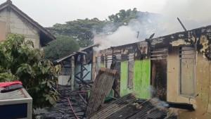 Lima-rumah-kontrakan-Terbakar-199.jpg