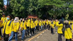 Mahasiswa-UI.jpg
