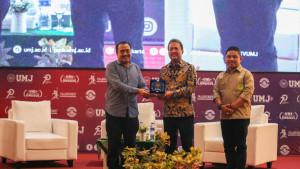 Menteri-Kelautan-dan-Perikanan-RI-Sakti-Wahyu-Trenggono-574.jpg