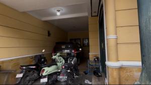 tangerang/Mobil-berplat-Polri.jpg