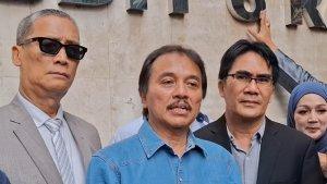 Pakar-telematika-Roy-Suryo-155.jpg