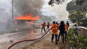 Ratusan-Warga-Trauma-Kericuhan.jpg