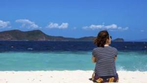 Sendirian-di-pulau.jpg