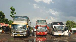 Suasana-Terminal-Parung-di-Kabupaten-Bogor.jpg