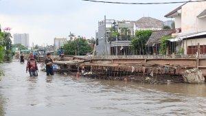 Tanggul-Jebol2.jpg