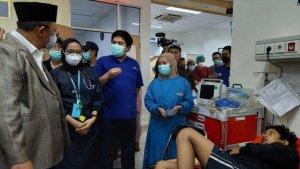 ratusan-warga-keracunan-makanan-pembagian-anggota-DPRD.jpg