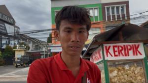 viral-mobil-Honda-Brio-merah.jpg
