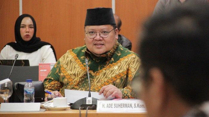 Anggota-Komisi-B-DPRD-DKI-Jakarta-Ade-Suherman.jpg