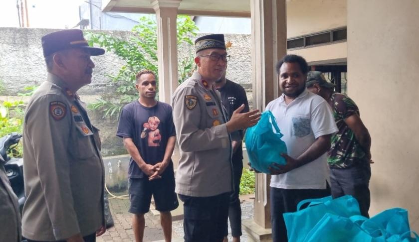 BANTUAN-MAHASISWA-PAPUA-U8.jpg
