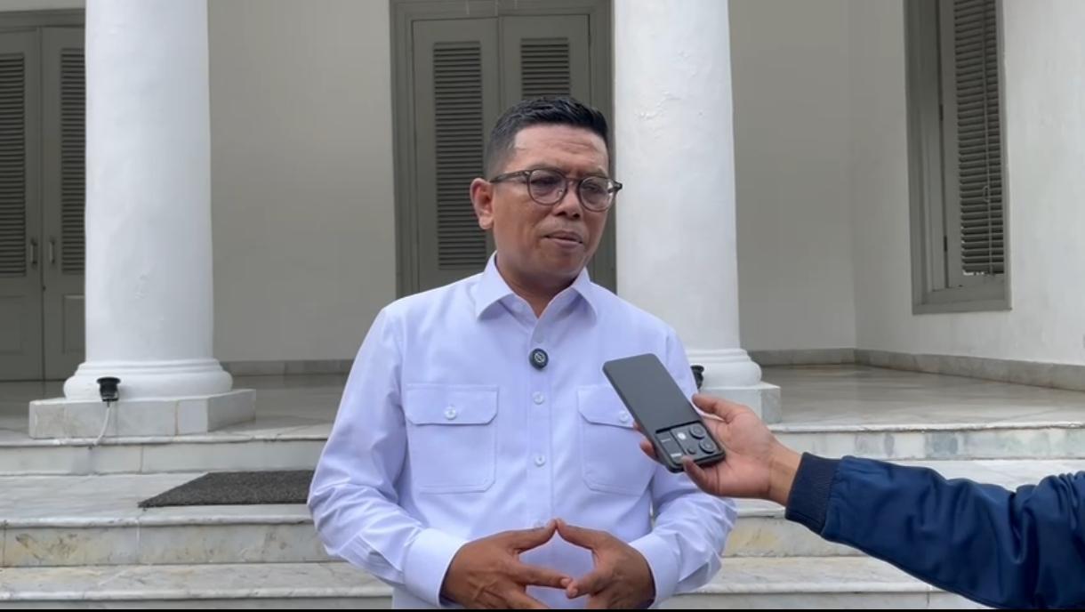 Andra Soni akan Ambil Kewenangan Perbaikan Jalan Desa Lewat Program 'Bang Andra'