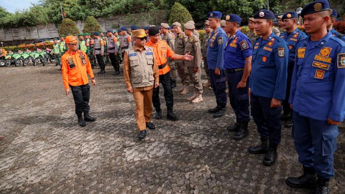 Gubernur-Banten-Andra-Soni-memimpin-Apel-Siaga-Bencana.jpg