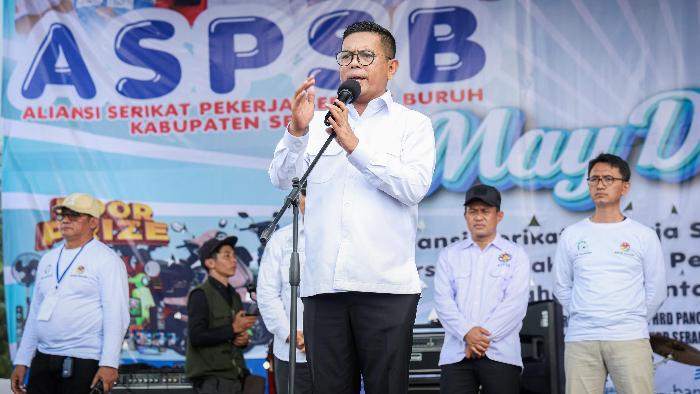 Gubernur-Banten-Andra-Soni-menghadiri-peringatan-May-Day-2026.jpg