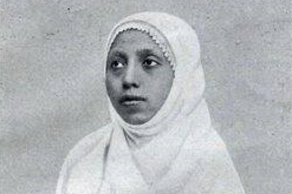 Hajjah-Rahma-El-Yunusiyyah.jpg