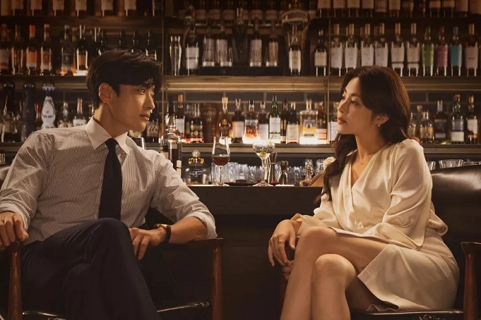 3 Hal Disukai dan 1 Hal Dibenci dalam 2 Episode Awal Drama Korea Strangers Again