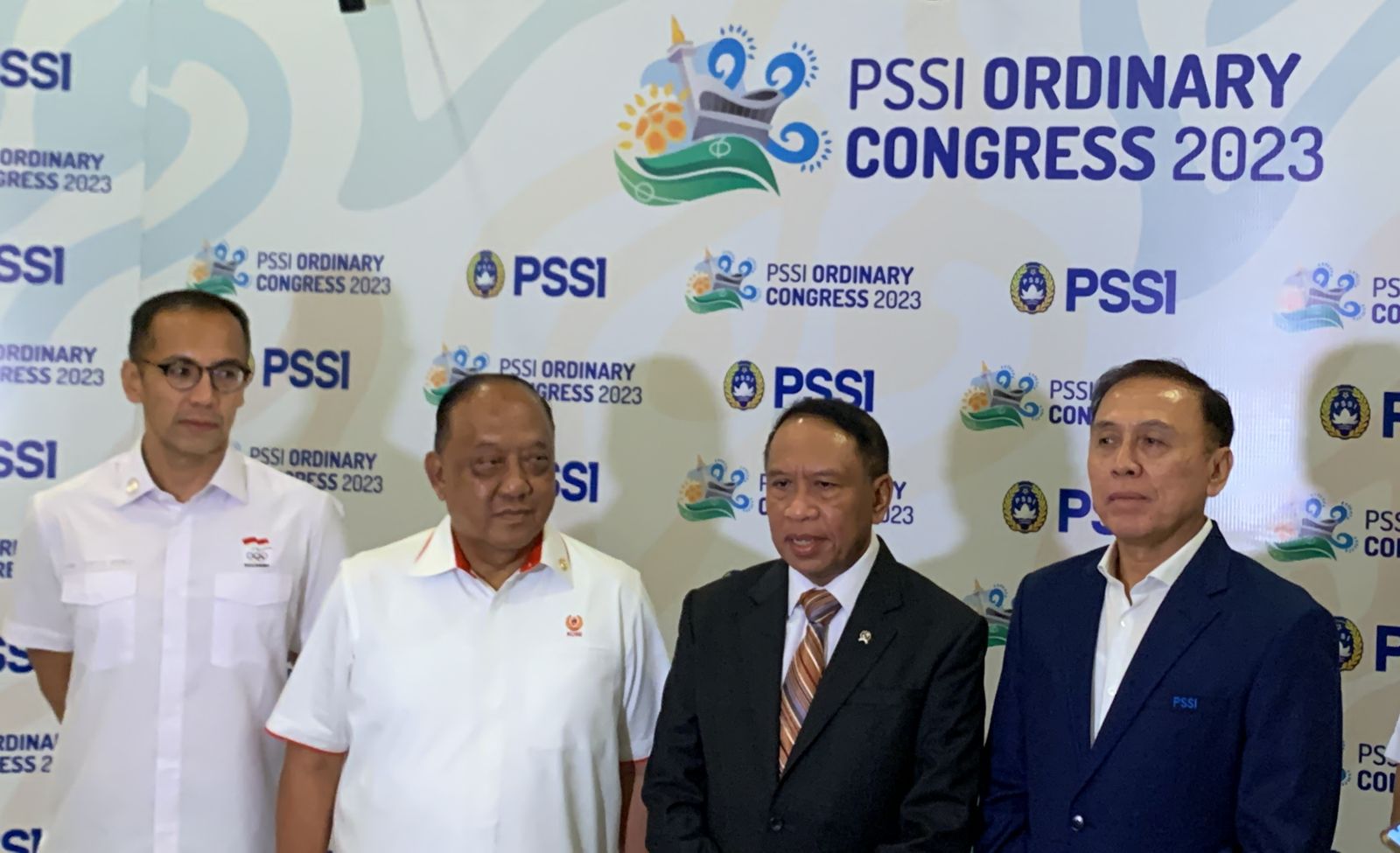 Ketua-Umum-Komite-Olahraga-Nasional-Indonesia-KONI-Pusat-Letjen-TNI-Purn-Marciano-Norman.jpg
