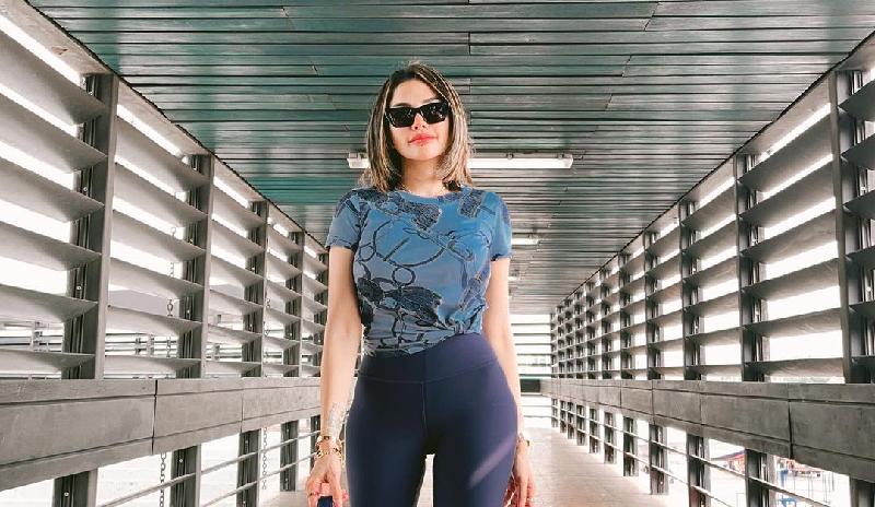 Berurai Air Mata, Nikita Mirzani Menyesal Tidak Dari Dulu Gandeng Shopee Live Biar Makin Cuan