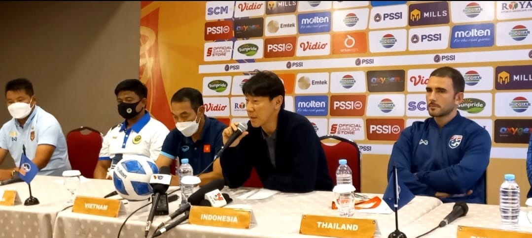 Shin Tae-yong Sambut Hangat Kehadiran Suporter di Turnamen Piala AFF U-19