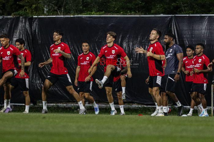 Pemain-Timnas-Indonesia-melakukan-latihan-4884.jpg