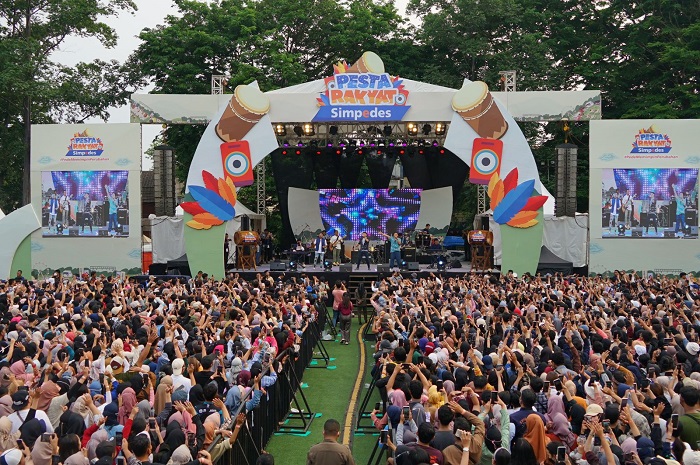 Pesta-Rakyat1.jpg