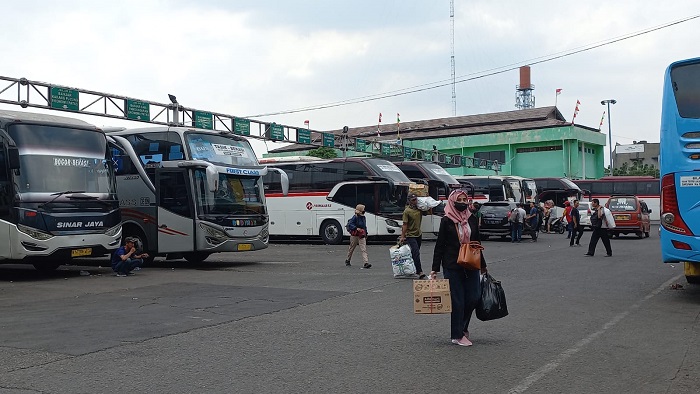Kenaikan Harga BBM Picu Lonjakan Harga Tiket Bus Antar Kota Antar Provinsi di Terminal Bekasi