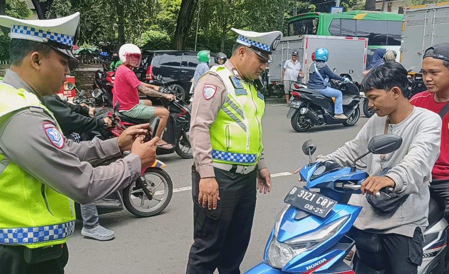 Satlantas Polres Metro Tangerang Kota Mulai Terapkan ETLE Handheld, Pelanggar Ditindak Langsung