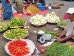 Asmin-pedagang-bumbu-di-Pasar-Anyar-Kota-Tangerang-Sabtu-642024.jpg