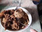 Bakso-Item-Pakde-Bewok-di-Beji-Depok.jpg