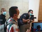 Kalapas-Kelas-I-Tangerang-Victor-Teguh-Prihartono-tiba-di-Mapolda-Metro-Jaya.jpg
