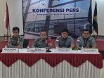 Kepala-Kantor-Imigrasi-Kelas-I-Khusus-TPI-Soekarno-Hatta-Subki-Miuldi-kedua-dadi-kiri.jpg