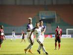 Pertandingan-Persita-vs-Persipura.jpg