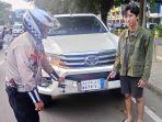Plat-mobil-aksesoris.jpg