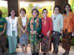 Prof-Dr-Meutia-Hatta-Swasono-MS-bersama-sesama-alumni-dari-sekolah-Santa-Ursula.jpg