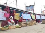 Ratusan-Pedagang-Pasar-Kutabumi-demo.jpg