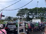 Suasana-Bunderan-Ciater-macet-parah.jpg
