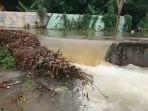 Tangkapan-layar-video-viral-terkait-jebolnya-Situ-Sasak-Pamulang-Kota-Tangsel.jpg