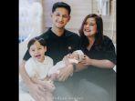 Tasya-Kamila-bersama-suami-dan-anak-1.jpg