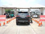 Tes-PCR-drive-thru1.jpg